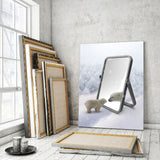 Leinwandbild mit Hintergrund 2 - Bear in the Mirror - Hustling Sharks