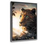 Leopard And The Bee - Leinwandbild mit Schattenfuge "silber" - Hustling Sharks