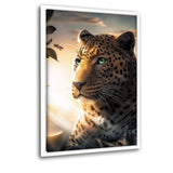 Leopard And The Bee - Leinwandbild mit Schattenfuge "weiß" - Hustling Sharks