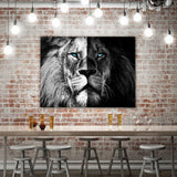 Lion b/w - Mockup mit Hintergrund 2 - Hustling Sharks