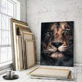 Mysterious Lioness - Mockup mit Hintergrund 2 - Hustling Sharks