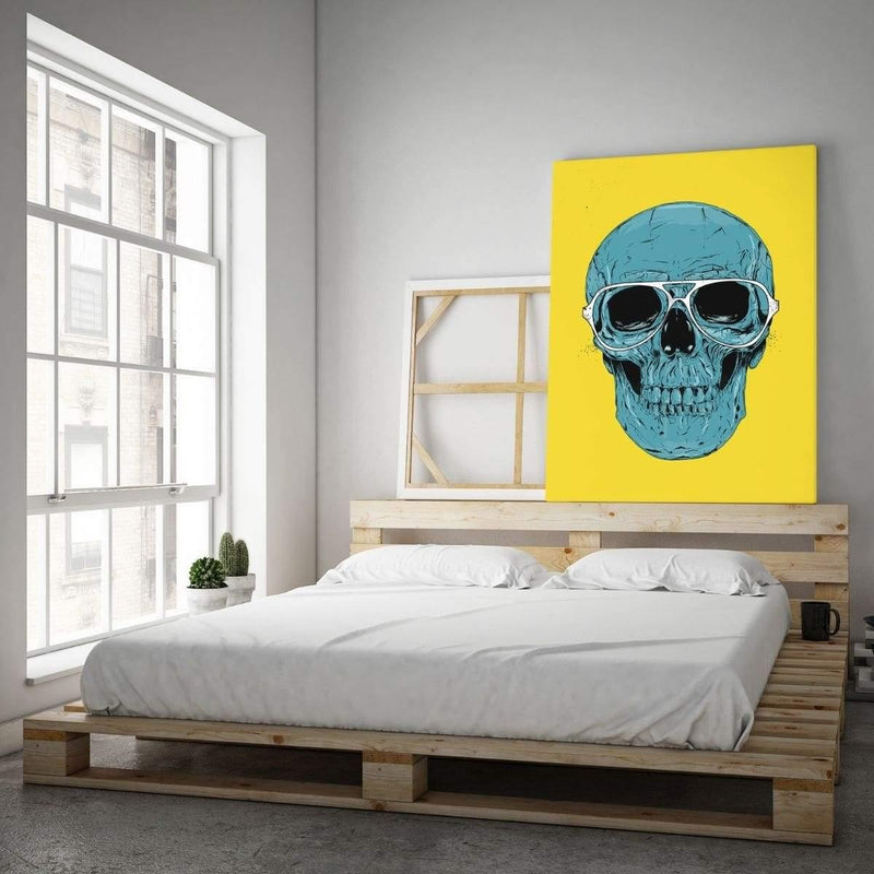 Blue Skull - Mockup mit Hintergrund - Hustling Sharks