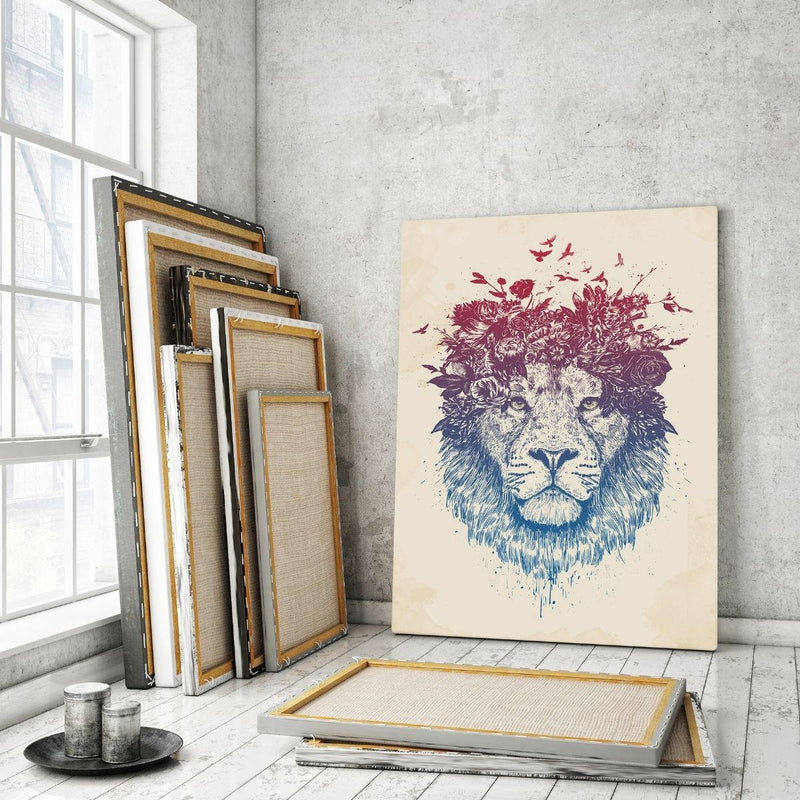 Floral Lion #2 - Mockup mit Hintergrund - Hustling Sharks