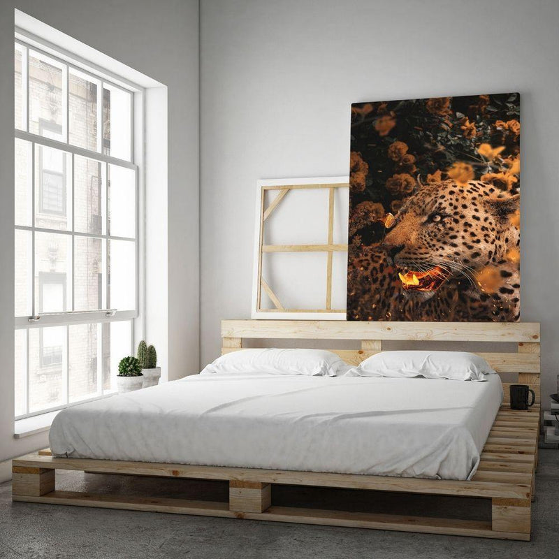 Goldener Leopard - Mockup mit Hintergrund - Hustling Sharks