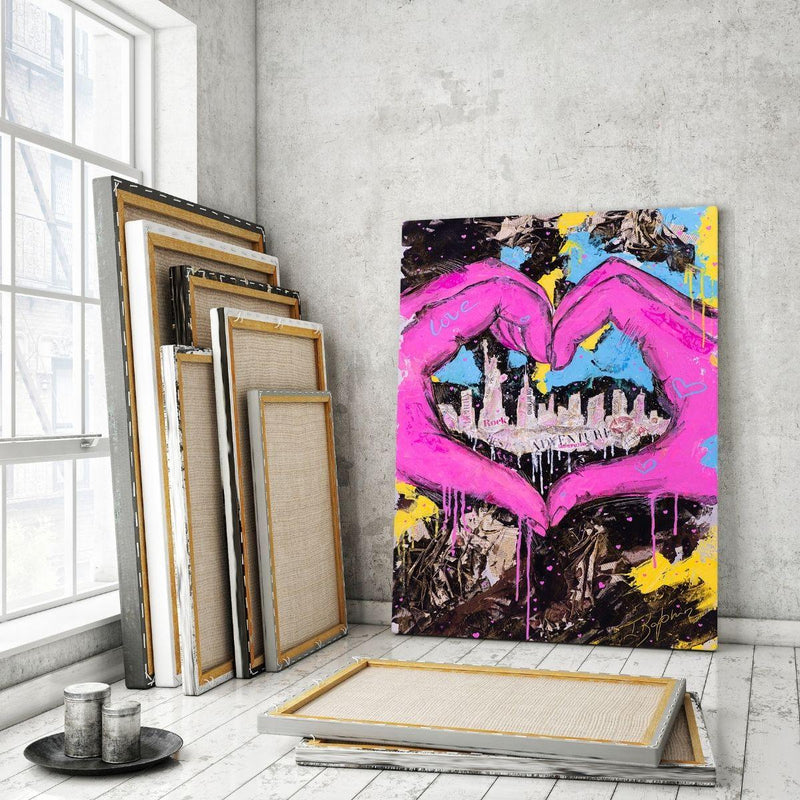 ONE LOVE - Mockup mit Hintergrund - Hustling Sharks
