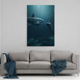 Shark x Diver - Mockup mit Hintergrund 1 - Hustling Sharks