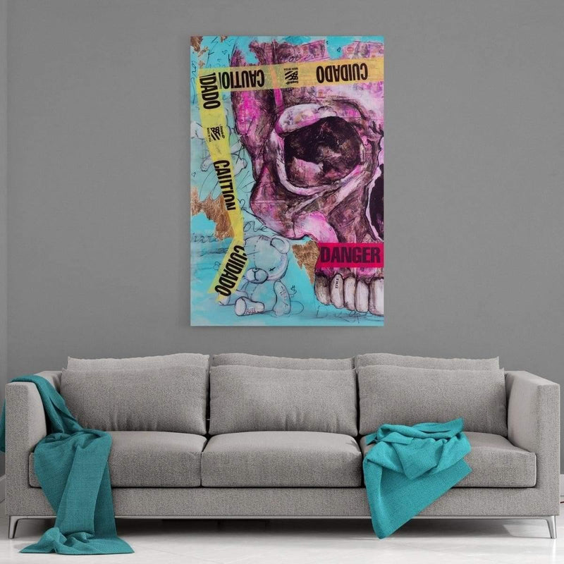 THE LEFT SKULL - Mockup mit Hintergrund - Hustling Sharks