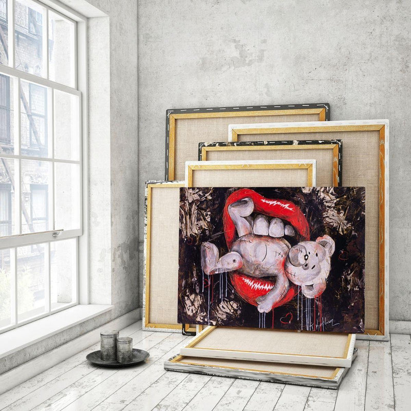 WHITE BEAR - Mockup mit Hintergrund - Hustling Sharks